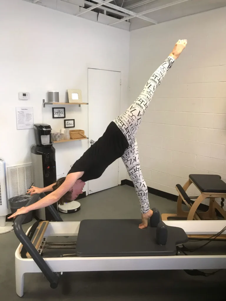 Pilates arabesque